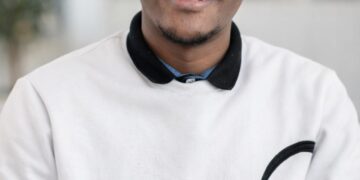 Le Camerounais Brell Peclard Samwouo Chekam reçoit le prix “Best Artifact Award” à Rio de Janeiro, au Brésil